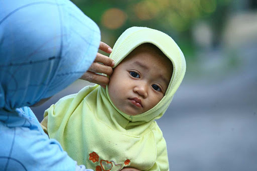 Pembiasaan Hijab Sejak Dini Bukan Menyiksa Anak